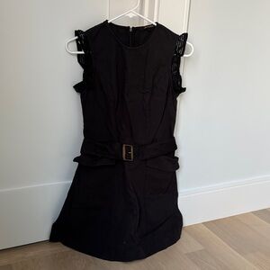 Elegant Black Sleeveless Dress with Eyelet Sleeve caps